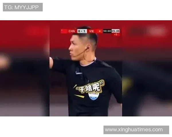 球星闪耀绿茵街头激情碰撞展现足球无限魅力